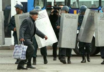 Баку. Азербайджанская полиция во время выступлений оппозиции. Фото АР