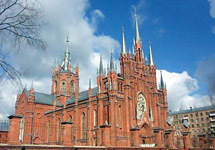 Московский кафедральный католический собор. Фото с сайта mosnews.com