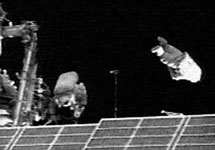 Запуск спутника-скафандра "РадиоСкаф". Фото с сайта NASA