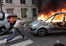 Беспорядки в Париже. Фото АР