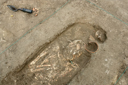 Синай. Женский скелет, найденный в могиле возле военной крепости. Фото The New York Times