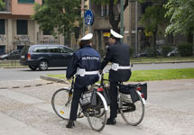 Итальянская полиция. Фото с сайта home.and.ru