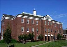 	  Кампус Университета Центрального Арканзаса. Фото с сайта stateuniversity.com