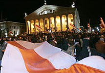 Митинг на Октябрьской площади в Минске. Фото с сайта www.charter97.org
