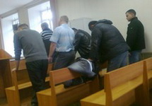 Экс-милиционеры Забайкальского РОВД на оглашении приговора. Фото: openinform.ru
