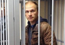 Денис Синяков в зале суда 26.09.2013. Фото: @blogger51