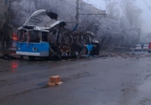 Взорванный в Волгограде троллейбус. Фото пресс-службы СКР