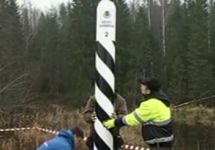 Первый столб на границе Эстонии и России. Кадр ERR