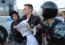 Задержания на Болотной площади 6 мая 2016 года. Фото Дмитрия Борко