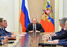 Владимир Путин на совещании с членами Совбеза. Фото: kremlin.ru
