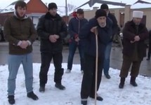 Мужчины из рода Бахарчиева бежали из чеченского села Пригородное