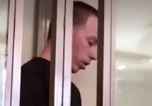 Руслан Зейтуллаев объявляет голодовку. Кадр видео "Крым.Реалий"