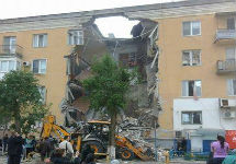 После взрыва. Фото с ФБ-страницы Виталия Аркова