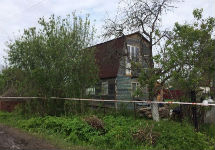 Дом, где произошло убийство. Фото: СКР