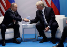 Рукопожатие Трампа и Путина. Кадр CNN