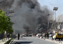 На месте взрыва в Кабуле. Кадр CNN