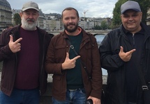 Вячеслав Мальцев, Андрей Немчинов и Владимир Кузнецов в Париже. Фото Пьера Афнера