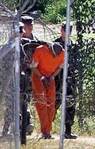 Один из заключенных базы в Гуантанамо. Фото Reuters
