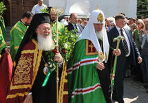 Патриархи Варфоломей и Кирилл. Фото: patriarchia.ru
