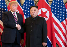 Дональд Трамп и Ким Чен Ын. Фото из твиттера @potus
