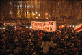 18. . Митинг оппозиции вечером 19 марта по окончании голосования в центре Минска. Фото с сайта Хартия-97