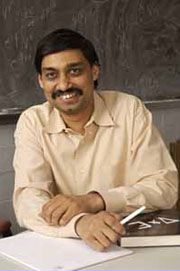 Профессор физики из Университета штата Огайо Самир Матур. Фото с сайта researchnews.osu.edu