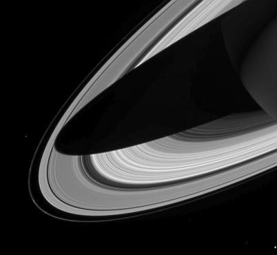 Тень от Сатурна на его кольцах. Фото с сайта saturn.jpl.nasa.gov