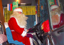 Дед Мороз за рулем. Фото с сайта www.kuban-photo.ru