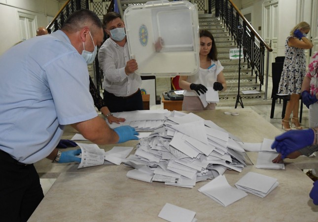 Партия Санду получит абсолютное большинство в парламенте Молдовы