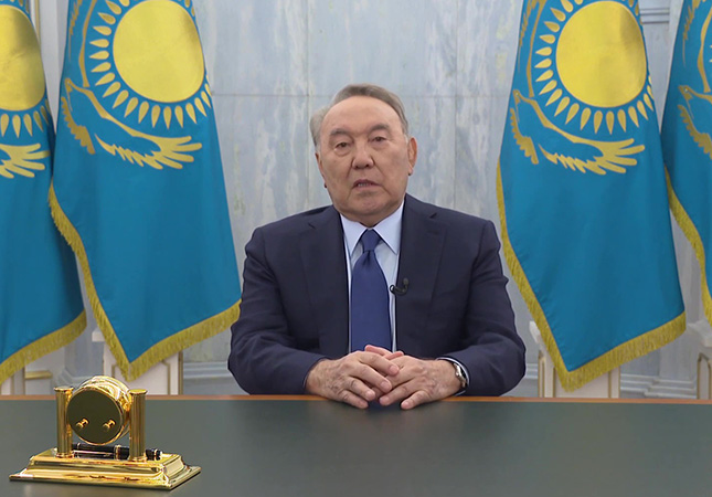 Назарбаев: Я на пенсии, в элите конфликта нет