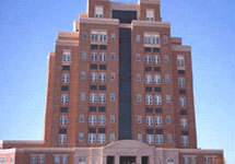 Здание суда в городе Александрия, штат Вирджиния. Фото с сайта www.rjagroup.com