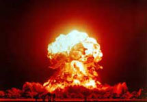 Ядерный взрыв. Фото с сайта www.vokruginfo.ru
