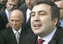 Саакашвили и Абашидзе. Фото АР