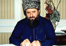 Зелимхан Яндарбиев.Фото с сайта www.kavkazcenter.com