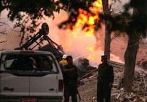 Взрыв у офиса компании DynCorp в Кабуле. Фото AP