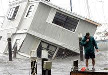 Последствия урагана Дженна. Фото AP