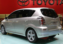 Toyota Corolla Verso. Фото с сайта www.channel4.com