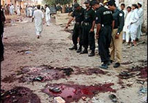 Теракт в Пакистане. 07.10.2004. Фото ВВС