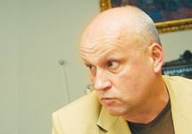 Олег Рыбачук. Фото с сайта www.versii.com