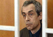 Валентин Моисеев на скамье подсудимых. Фото из архива NEWSru.com