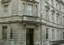 Здание лондонского магистратского суда на Боу-стрит. Фото с сайта ВВС