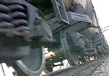 Поезд и рельсы. Фото с сайта NEWSru.com