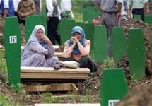 Гробы в Сребренице. Фото АР