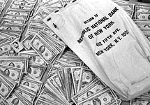 Доллары из Национального банка Нью-Йорка. Фото Дмитрия Борко/Грани.Ру