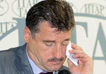 Алу Алханов. Фото Граней. Ру