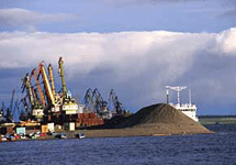 Порт Дудинки. Фото с сайта www.bellona.no