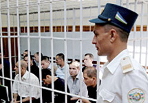 Андижанский процесс. Фото с сайта gzt.ru