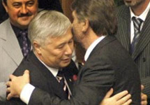 Виктор Ющенко и Юрий Ехануров . Фото АР