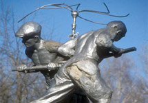Металлурги. Скульптура в Новокузнецке. Фото Д.Борко/Грани.Ру
