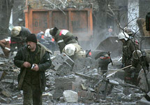Взрыв дома на Годовикова. Разбор завалов. Фото Д.Борко/Грани.Ру